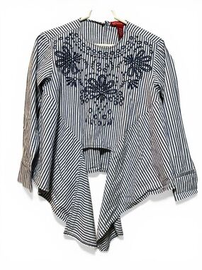 Saks Fifth Avenue Embroidered Striped Tie-Front Top – Size XS – Good Condition